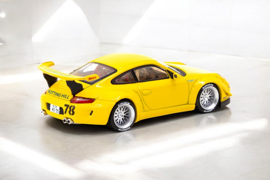 Porsche RWB 997 *Notting Hill* Yellow TARMAC WORKS 1:64