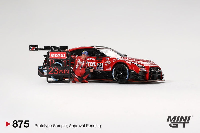 Chargez l&#39;image dans la visionneuse de la galerie, Nissan GT-R (R35) AVEC FIGURINE MATSUDA #23 MOTUL AUTECH SUZUKA GAGNANT 2021 (LHD) MINI GT 1:64
