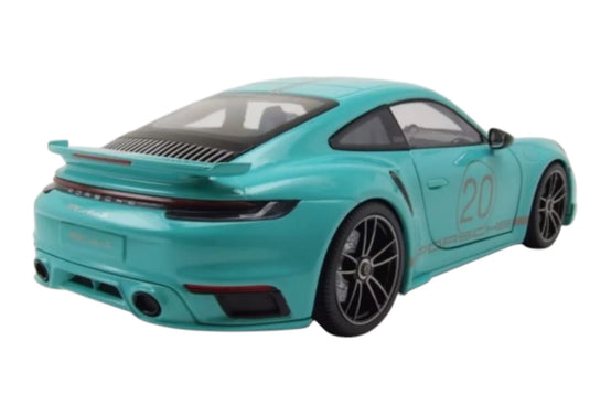 Porsche 911 (992) Turbo S coupe Sport Design 2021 Green MINICHAMPS 1:18