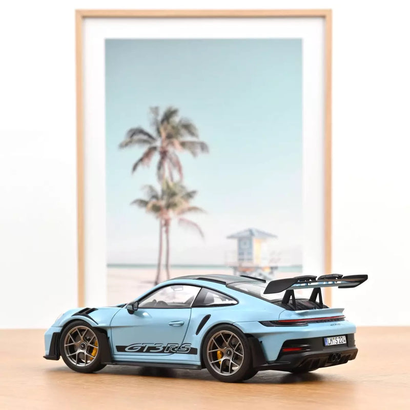 Chargez l&#39;image dans la visionneuse de la galerie, Porsche 911 GT3 RS avec Pack Weissach 2022 Bleu NOREV 1:18
