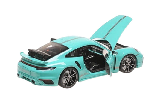 Porsche 911 (992) Turbo S coupe Sport Design 2021 Green MINICHAMPS 1:18