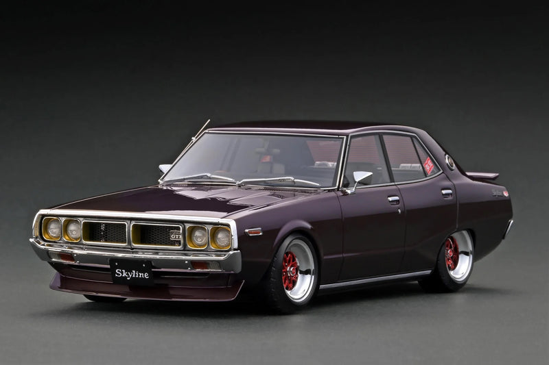 Chargez l'image dans la visionneuse de la galerie, NISSAN SKYLINE 2000 GT-X (GC110) VIOLET IGNITION MODEL 1:18
