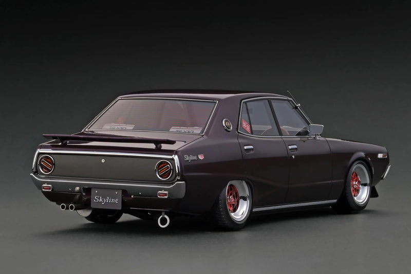 Chargez l'image dans la visionneuse de la galerie, NISSAN SKYLINE 2000 GT-X (GC110) VIOLET IGNITION MODEL 1:18
