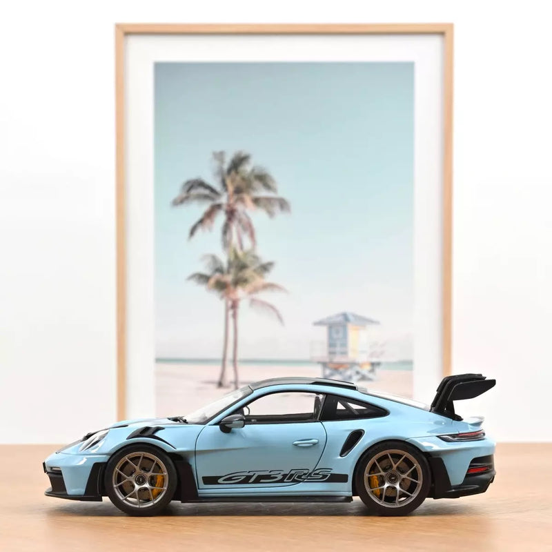 Chargez l&#39;image dans la visionneuse de la galerie, Porsche 911 GT3 RS avec Pack Weissach 2022 Bleu NOREV 1:18
