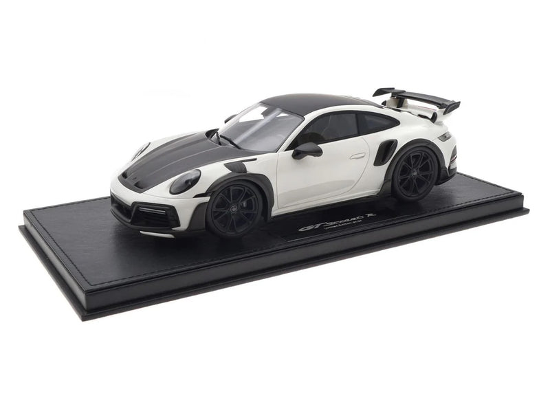 Chargez l'image dans la visionneuse de la galerie, Porsche 911 (992) TECHART GTstreet R Blanc - Édition limitée 64/87 exemplaires - TECHART 1:18
