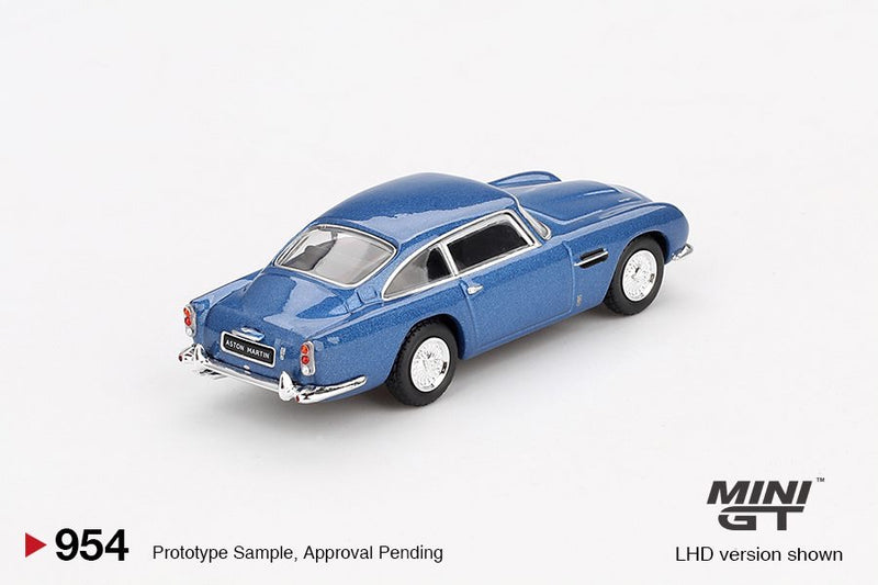 Load image into Gallery viewer, Aston Martin DB5 BLUE 1965 (LHD) MINI GT 1:64
