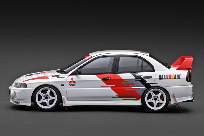 Chargez l'image dans la visionneuse de la galerie, MITSUBISHI LANCER EVOLUTION IV (CN9A) BLANC/ROUGE IGNITION MODEL 1:18
