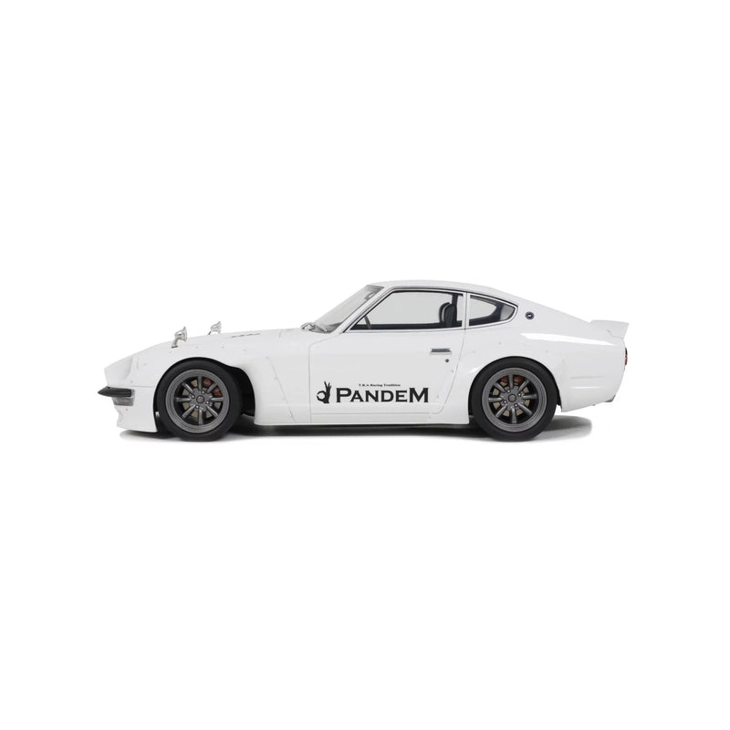 Laad de afbeelding in de Gallery-viewer, Nissan PANDEM FAIRLADY Z 2015 WIT OTTOmobile 1:18
