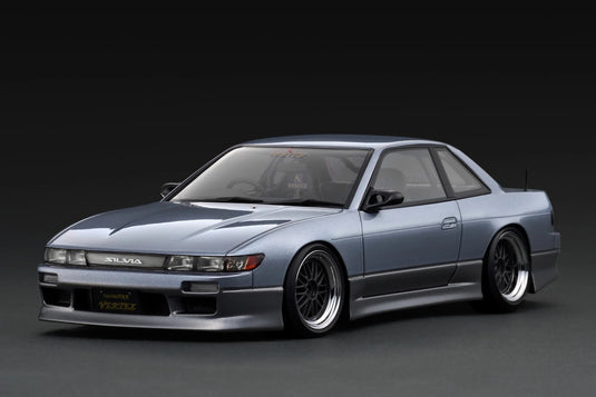 NISSAN VERTEX S13 SILVIA ARGENTÉ/GRIS IGNITION MODEL 1:18