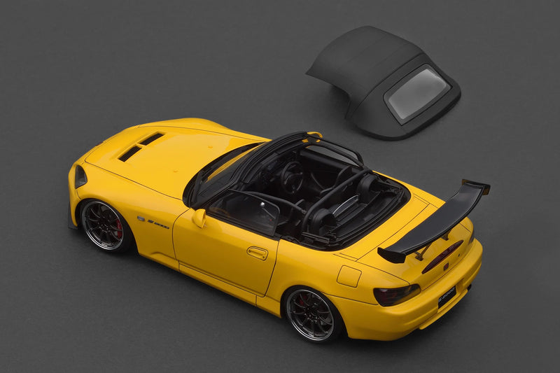 Laad de afbeelding in de Gallery-viewer, HONDA S2000 (AP1) GEEL IGNITION MODEL 1:18

