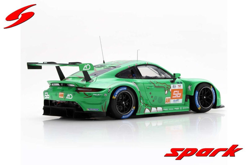 Laad de afbeelding in de Gallery-viewer, Porsche 911 RSR - 19 No.56 PROJECT 1 - AO Le Mans 24H 2023 PJ Hyett - G. Jeannette - M. Cairoli met case &amp; base SPARK 1:18
