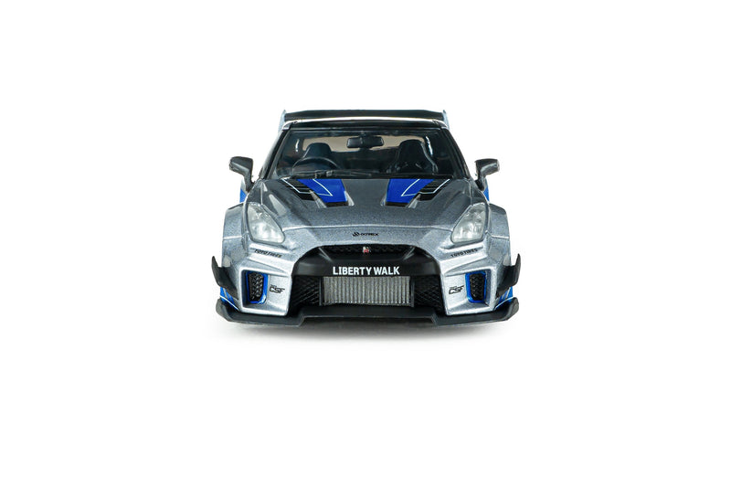 Laad de afbeelding in de Gallery-viewer, NISSAN GT-R (R35) LIBERTY WALK SILHOUETTE 2020 ZILVER EN BLAUWE STREPEN SOLIDO 1:43
