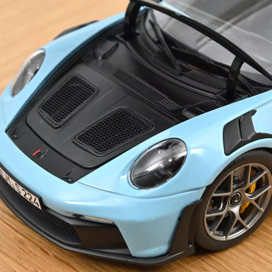 Porsche 911 GT3 RS avec Pack Weissach 2022 Bleu NOREV 1:18
