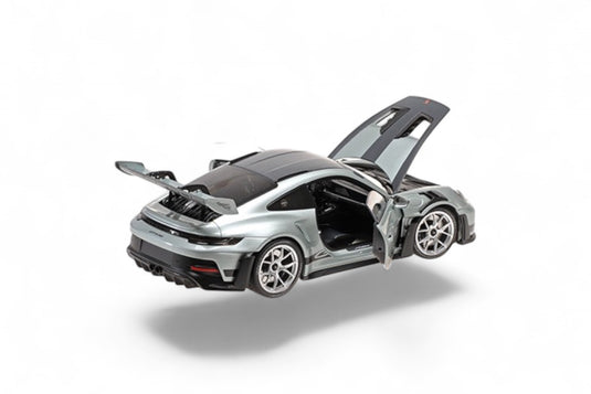 Porsche 911 (992) GT3RS 2023 SILVER MINICHAMPS 1:18