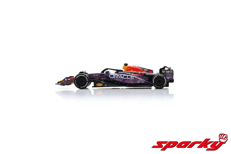 Chargez l&#39;image dans la visionneuse de la galerie, Oracle RED BULL RACING RB19 N°1 ORACLE RED BULL RACING VAINQUEUR GP DE LAS VEGAS 2023 MAX VERSTAPPEN SPARK 1:64
