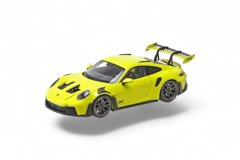 Laad de afbeelding in de Gallery-viewer, Porsche 911 (992) GT3RS 2023 GROEN / ZWARTE VELGEN MINICHAMPS 1:18
