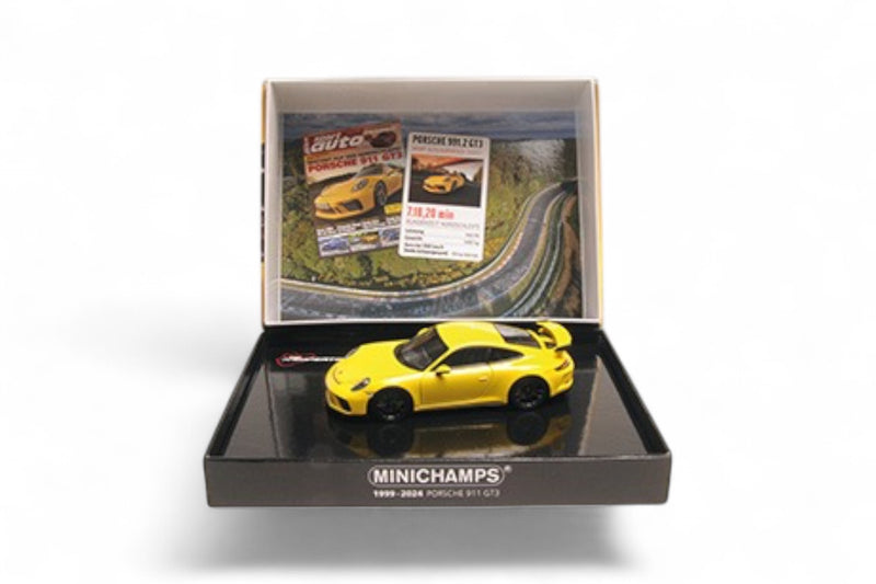 Chargez l'image dans la visionneuse de la galerie, Porsche 911 GT3 2017 JAUNE BOÎTE SPÉCIALE ‼️ÉDITION LIMITÉE 525 pièces‼️ MINICHAMPS 1:43
