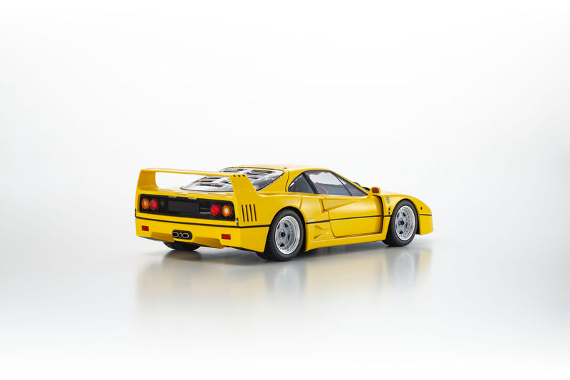 Chargez l&#39;image dans la visionneuse de la galerie, Ferrari F40 JAUNE KYOSHO 1:18
