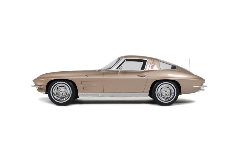 Chargez l'image dans la visionneuse de la galerie, CHEVROLET CORVETTE C2 TAN SADDLE 1963 GT SPIRIT 1:12
