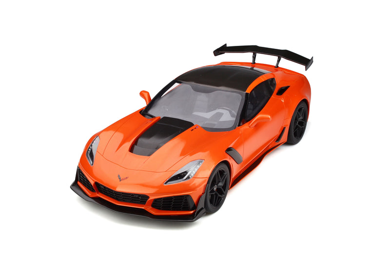 Chargez l'image dans la visionneuse de la galerie, <tc>CHEVROLET CORVETTE C7 ZR1 ORANGE GT SPIRIT 1:12</tc>
