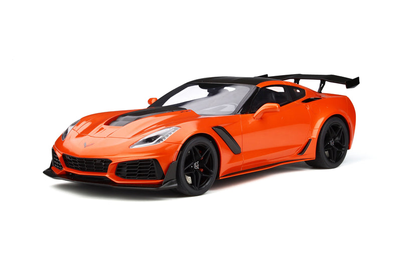 Chargez l'image dans la visionneuse de la galerie, <tc>CHEVROLET CORVETTE C7 ZR1 ORANGE GT SPIRIT 1:12</tc>
