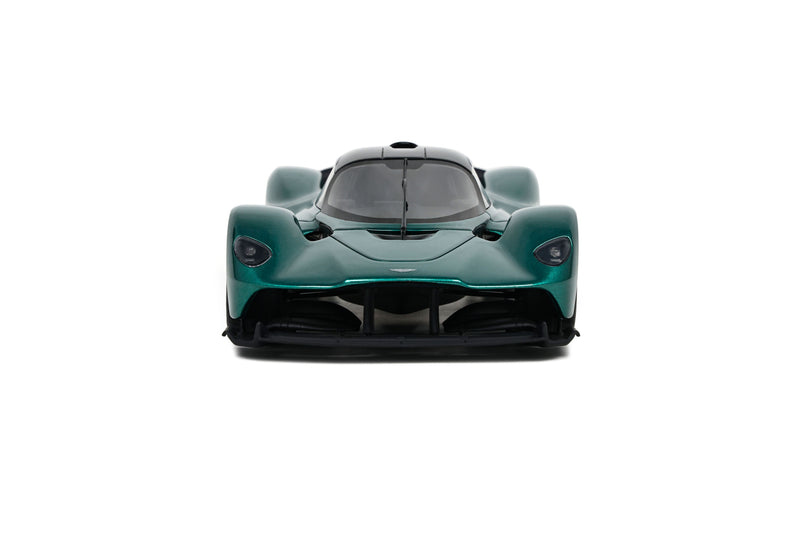 Load image into Gallery viewer, Aston Martin VALKYRIE 2021 GREEN GT SPIRIT 1:18
