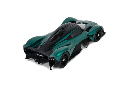 Aston Martin VALKYRIE 2021 GREEN GT SPIRIT 1:18