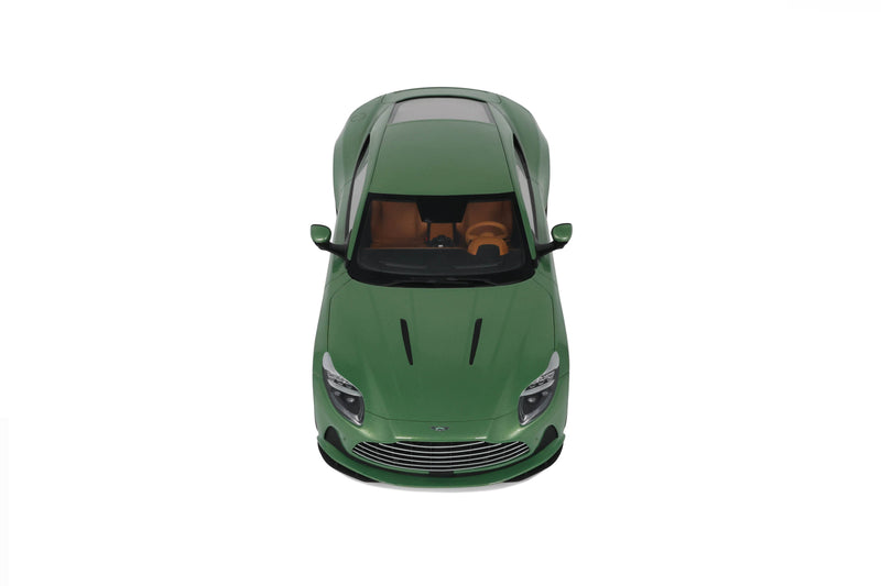 Laad de afbeelding in de Gallery-viewer, Aston MARTIN DB12 VANTAGE GROEN 2023 GT SPIRIT 1:18
