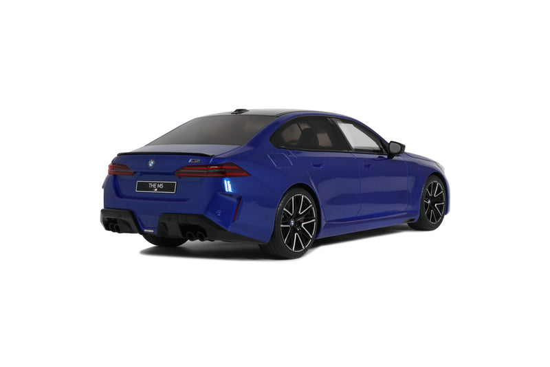 Chargez l&#39;image dans la visionneuse de la galerie, Bmw M5 MARINA BAY BLEU METALLIC 2024 GT SPIRIT 1:18
