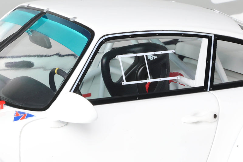 Chargez l'image dans la visionneuse de la galerie, Porsche 911 [993] GT2 EVO BLANC 1995 GT SPIRIT 1:18
