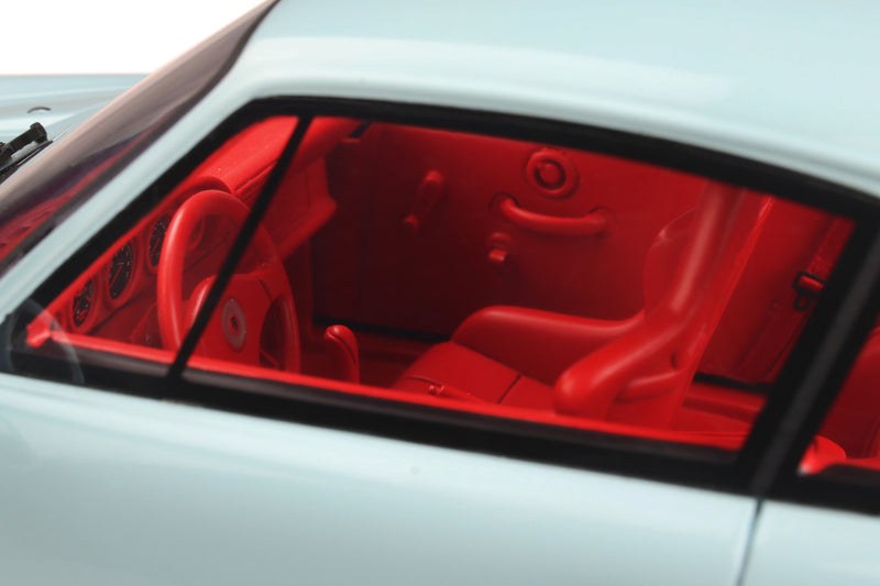 Chargez l'image dans la visionneuse de la galerie, Porsche 911 (993) GT 1996 TURQUOISE GT SPIRIT 1:18
