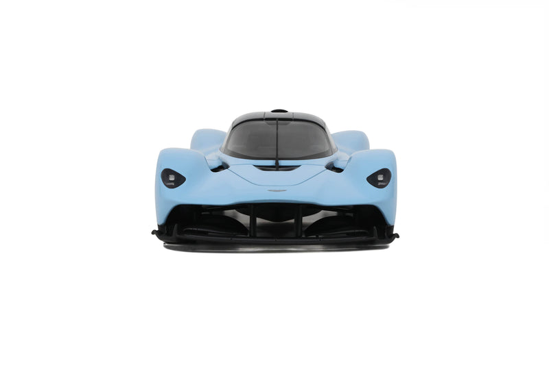 Laad de afbeelding in de Gallery-viewer, Aston MARTIN VALKYRIE BLAUW 2023 GT SPIRIT 1:18

