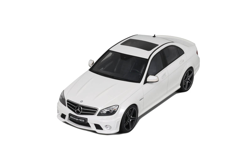 Chargez l&#39;image dans la visionneuse de la galerie, Mercedes-Benz C63 AMG BLANC DIAMANT 2007 GT SPIRIT 1:18
