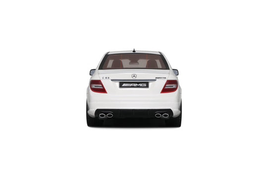 Mercedes-Benz C63 AMG BLANC DIAMANT 2007 GT SPIRIT 1:18