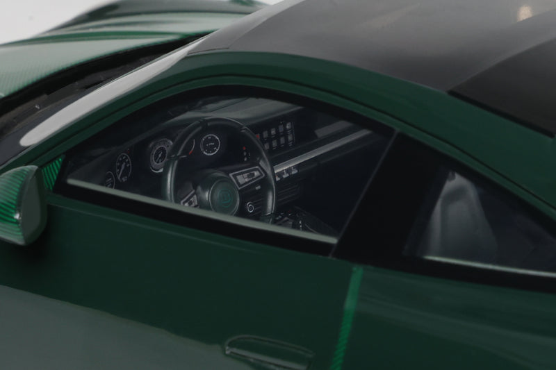 Chargez l'image dans la visionneuse de la galerie, PORSCHE BRABUS 900 ROCKET-R VERT 2024 GT SPIRIT 1:18
