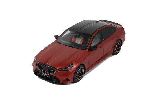 Bmw M5 PEABLE ORANGE PLAGE 2025 GT SPIRIT 1:18