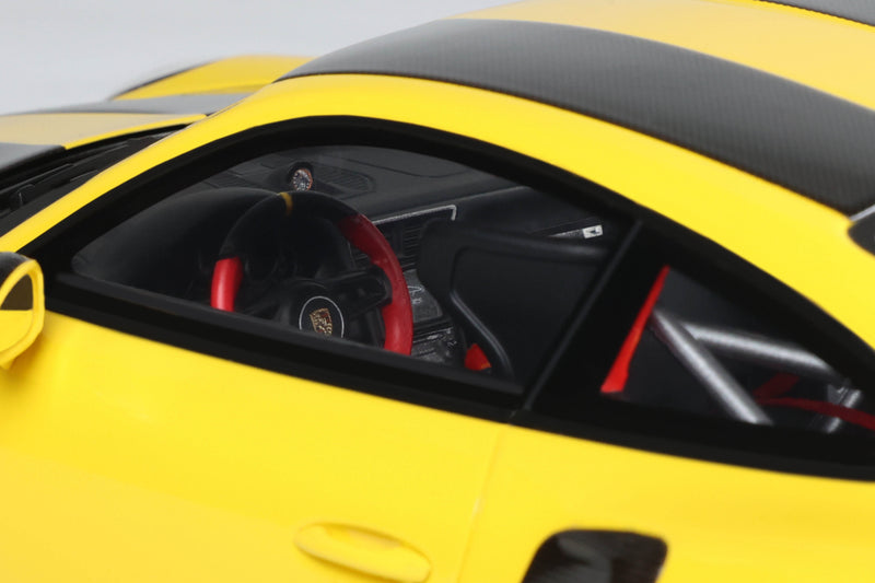 Laad de afbeelding in de Gallery-viewer, PORSCHE 911 [992.1] GTS2 RS NÜRBURGRING RONDE RECORD GEEL 2017 GT SPIRIT 1:18
