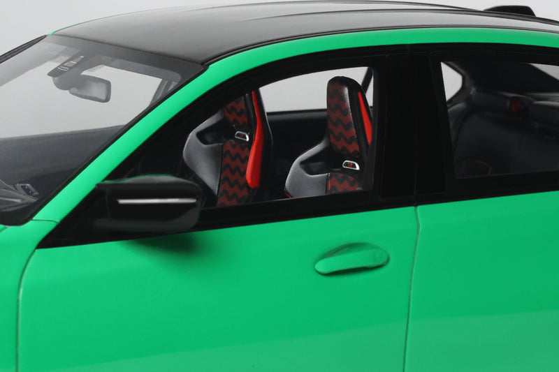 Chargez l'image dans la visionneuse de la galerie, BMW M3 CS SIGNAL VERT 2023 GT SPIRIT 1:18
