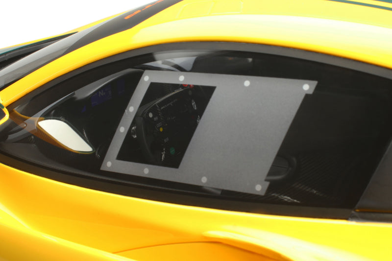 Chargez l'image dans la visionneuse de la galerie, MCLAREN P1 GTR SALON INTERNATIONAL DE L’AUTOMOBILE DE GENÈVE #51 2015 GT SPIRIT 1:8
