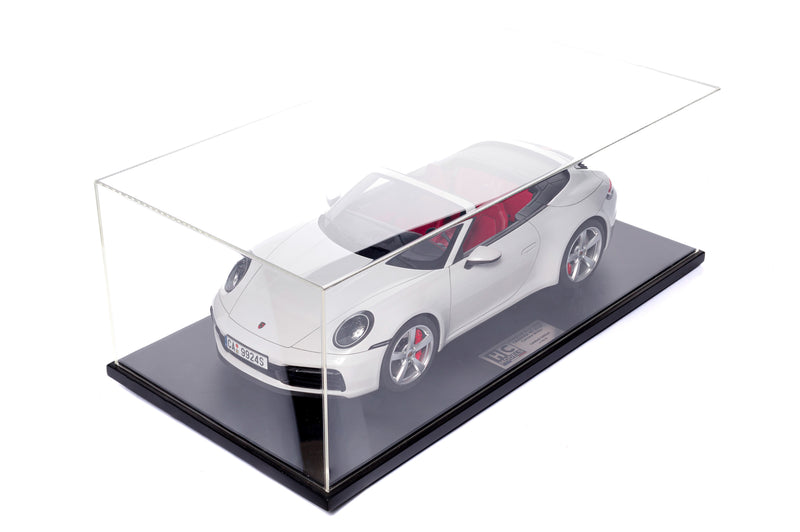 Chargez l&#39;image dans la visionneuse de la galerie, Porsche 911 (992) CARRERA 4S Cabriolet 2020 BLANC (ÉDITION LIMITÉE 25 pièces) HC MODELS 1:8
