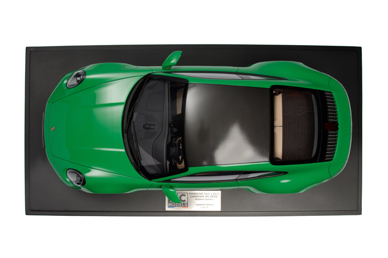 Chargez l&#39;image dans la visionneuse de la galerie, Porsche 911 (992) CARRERA 4S 2020 VERT (ÉDITION LIMITÉE 25 pièces) HC MODELS 1:8
