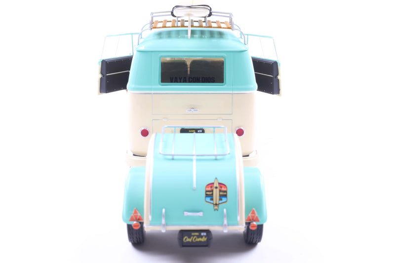 Chargez l&#39;image dans la visionneuse de la galerie, Volkswagen COOL COMBI VERT MENTHE &amp; BLANC 2024 SOLIDO 1:18
