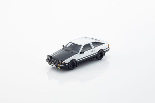 TOYOTA SPRINTER INITIAL D MET LED 1995  + MOTN LED-VOETSYSTEEM ZWART 2025 KYOSHO 1:64