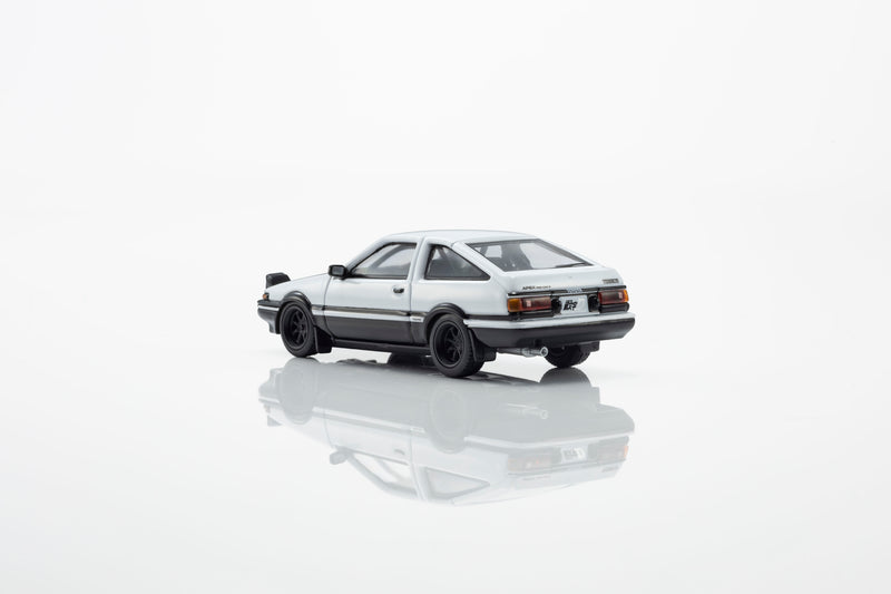 Laad de afbeelding in de Gallery-viewer, TOYOTA SPRINTER INITIAL D MET LED 1995  + MOTN LED-VOETSYSTEEM ZWART 2025 KYOSHO 1:64
