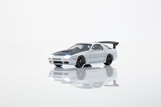 MAZDA SAVANNA RX-7 (FC) INITIAL D WITH LED 1995 + MOTN LED BASE SYSTEM BLACK 2025 KYOSHO 1:64
