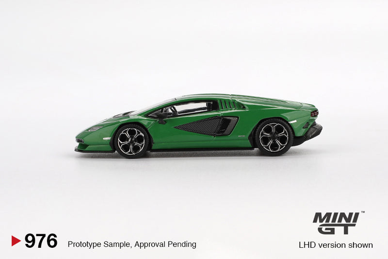 Load image into Gallery viewer, Lamborghini COUNTACH LPI 800- 4 GREEN 2022 (LHD) MINI GT 1:64
