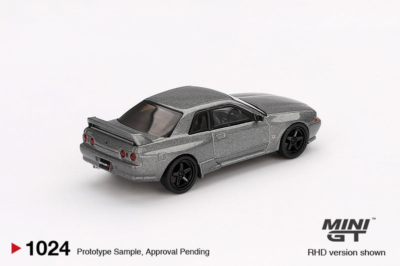 Laad de afbeelding in de Gallery-viewer, Nissan SKYLINE GT-R (NISMO BNR32 CRS VERSION) DONKER METAALGRIJS 1992 (RHD) MINI GT 1:64
