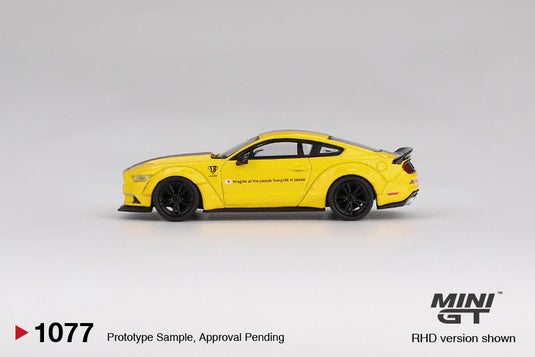 Ford MUSTANG LB-WORKS TRIPLE JAUNE 2015 MINI GT 1:64