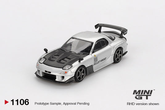 Mazda RX7 (FD3S) RE-AMAMIYA SILVER METALLIC 2004 (LHD) MINI GT 1:64