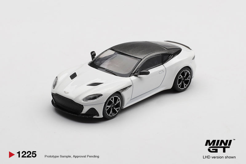 Chargez l'image dans la visionneuse de la galerie, ASTON MARTIN BDS STRATUS BLANC 2024 (LHD) MINI GT 1:64

